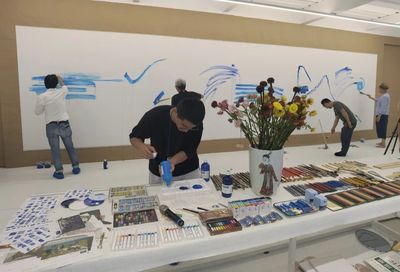 與藝術家共享一塊畫布——藍色變奏 棉3創(chuàng)意街區(qū)藝術互動新體驗